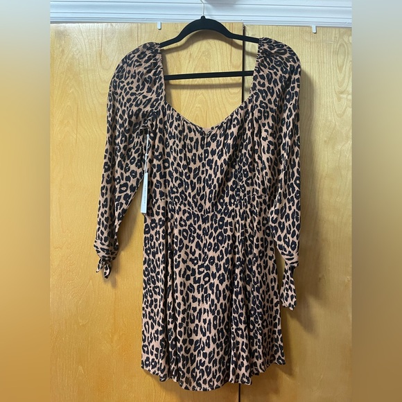 Reformation Beatrice Leopard Mini Dress NWT - Picture 2 of 9
